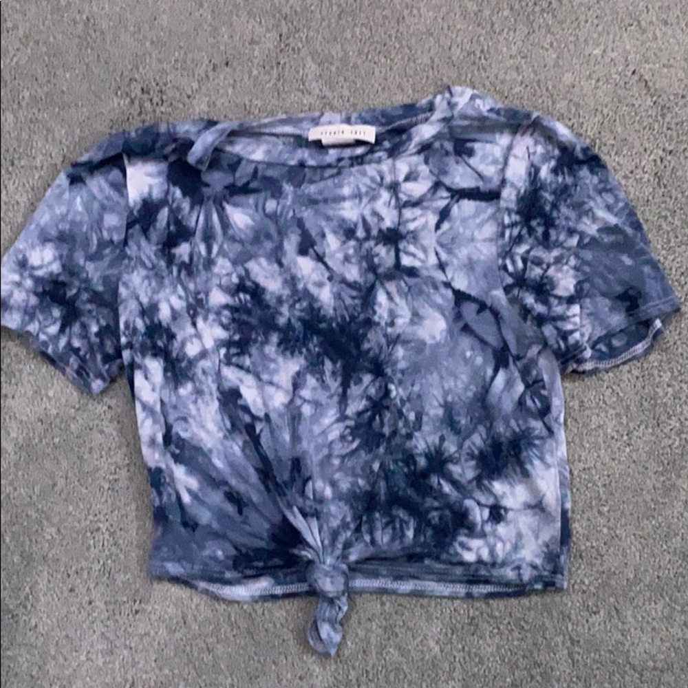 tie dye crop top shirt.